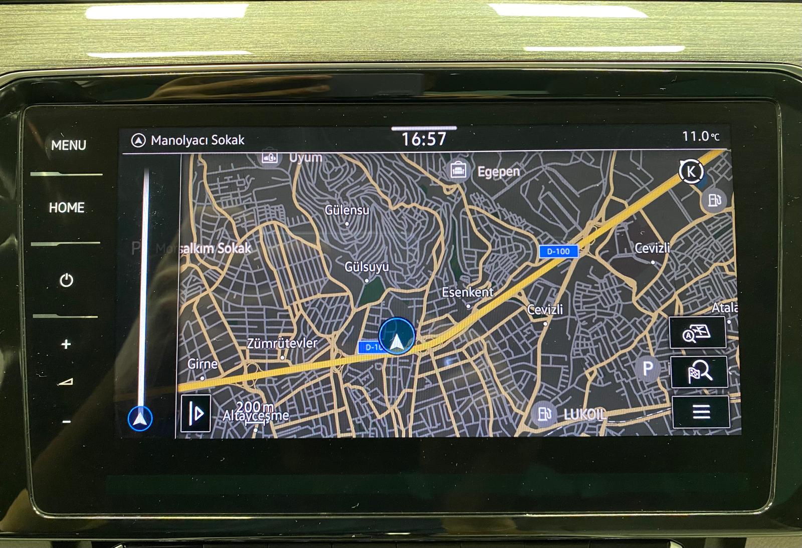 VOLKSWAGEN PASSAT 26